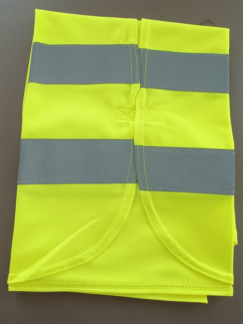 Uniformes: Schutzweste – Neuf avec emballage d'origine à Niederrohrdorf par privat23 1
