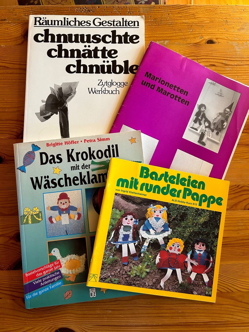 Libri: 4 Bastelbücher, Bastelbuch – Usato da Oberhofen TG venduto da findus07