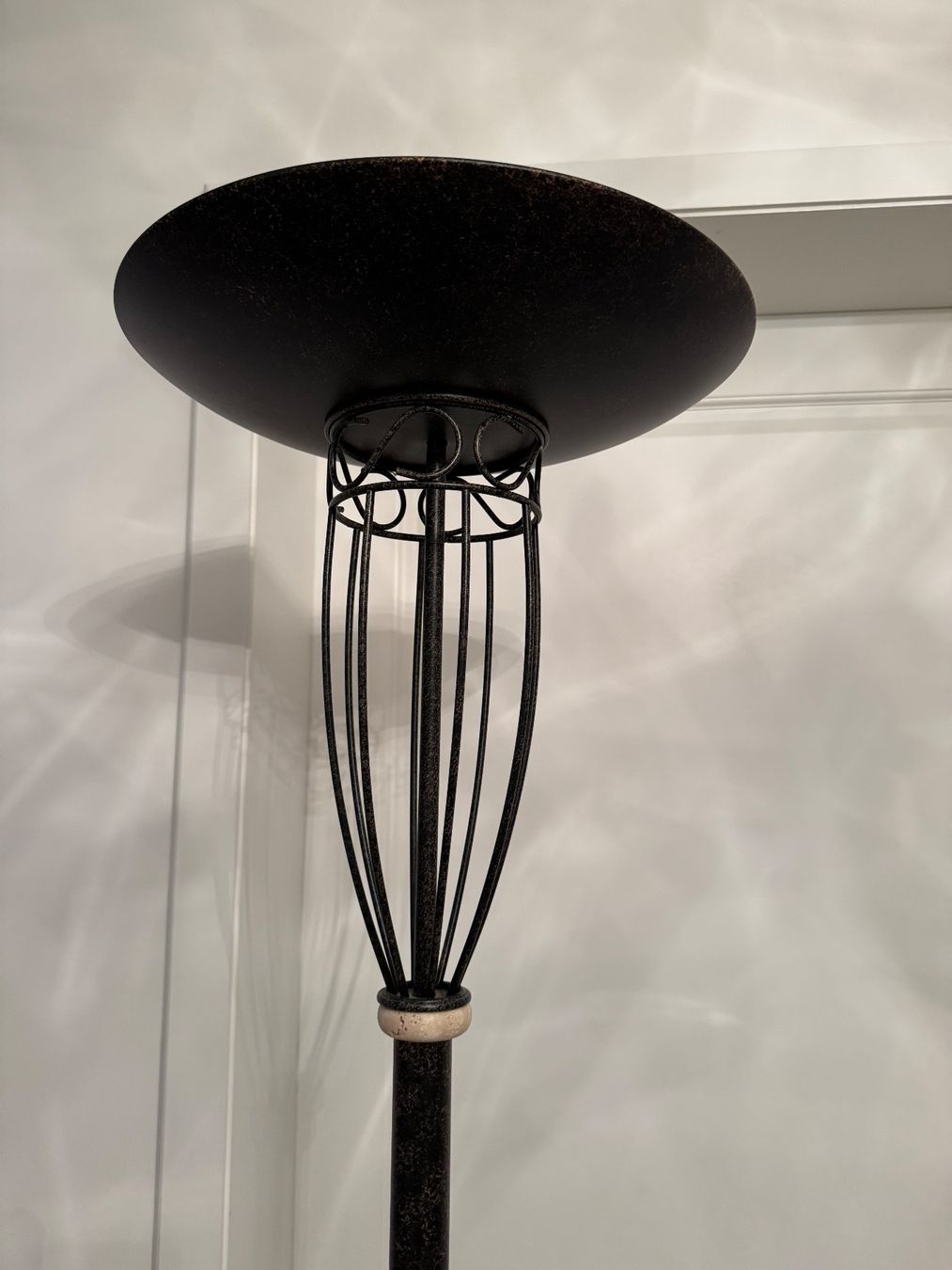 Lampade: Lampadaire halogène pierre et métal – Nuovo (secondo la descrizione) da Zürich venduto da lcg_898x 1