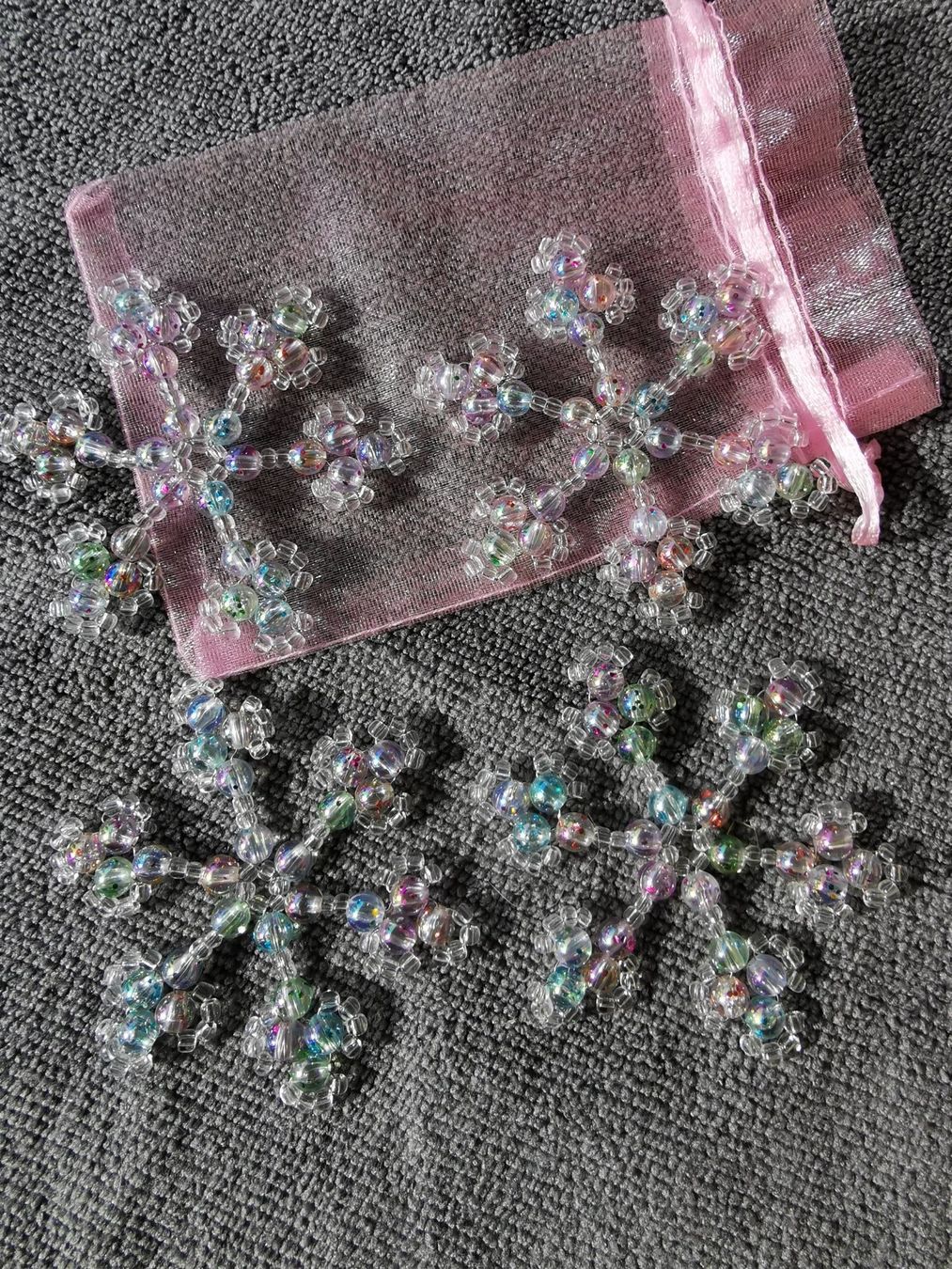 Tutte le decorazioni: 4 Stk.Schneestern, Baumschmuck, Weihnachtsdeko handgemacht – Nuovo e nell'imballaggio originale da Bremgarten AG venduto da Angie_77