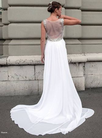 Rückenfreies sexy A-Linien Hochzeitskleid Weiss