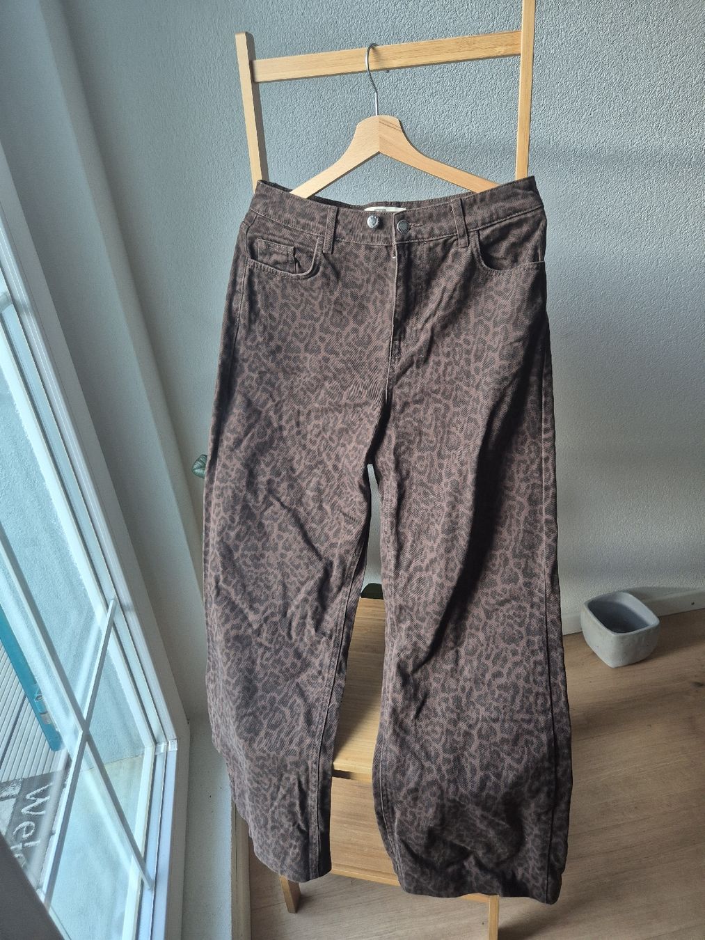 Jeans: Stradivarius Leo Baggy Jeans Grösse 38 – Nuovo (secondo la descrizione) da Belp venduto da manii__