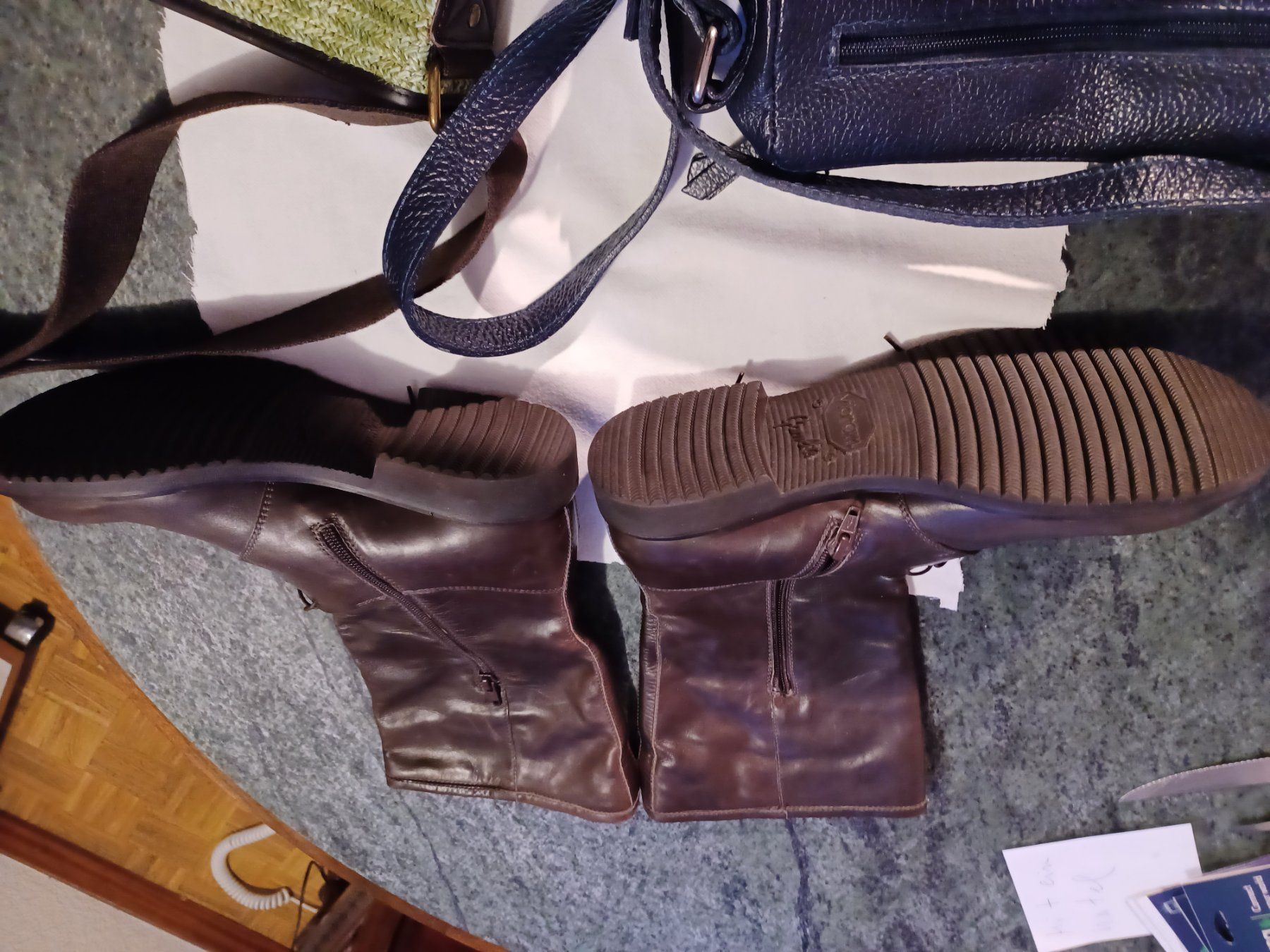 Scarpe da donna: STIVALI + 2 DAMENTASCHE – Nuovo (secondo la descrizione) da LUZERN venduto da picci01 1