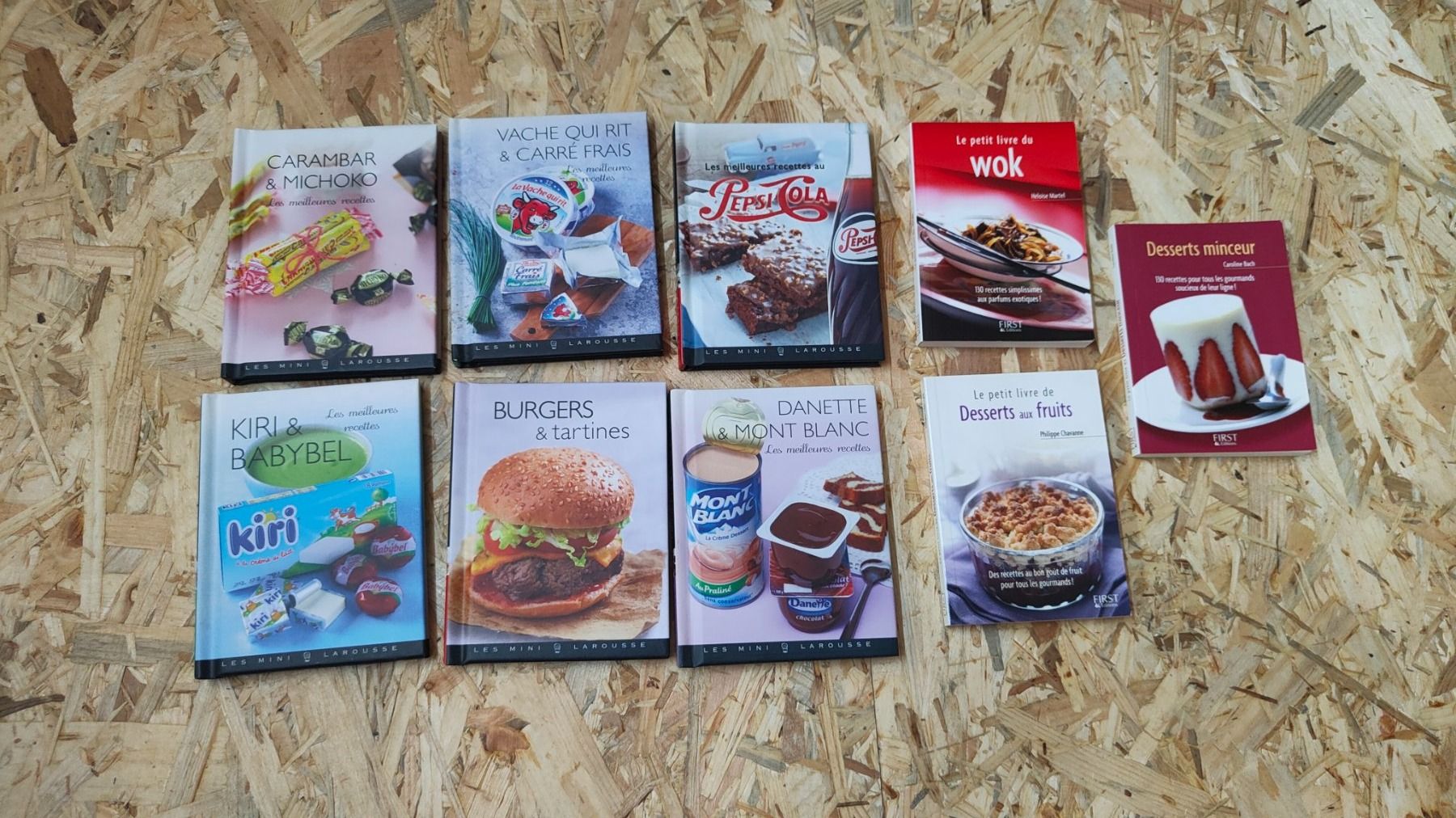 Libri: Petit livre de recettes lots de 9 – Usato da Gryon venduto da Jessicaj87