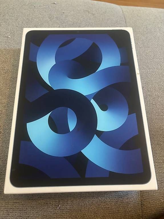 Tablet PC: iPad Air 5e génération presque neuf – Nuovo e nell'imballaggio originale da Neuchâtel venduto da aym_ztr6