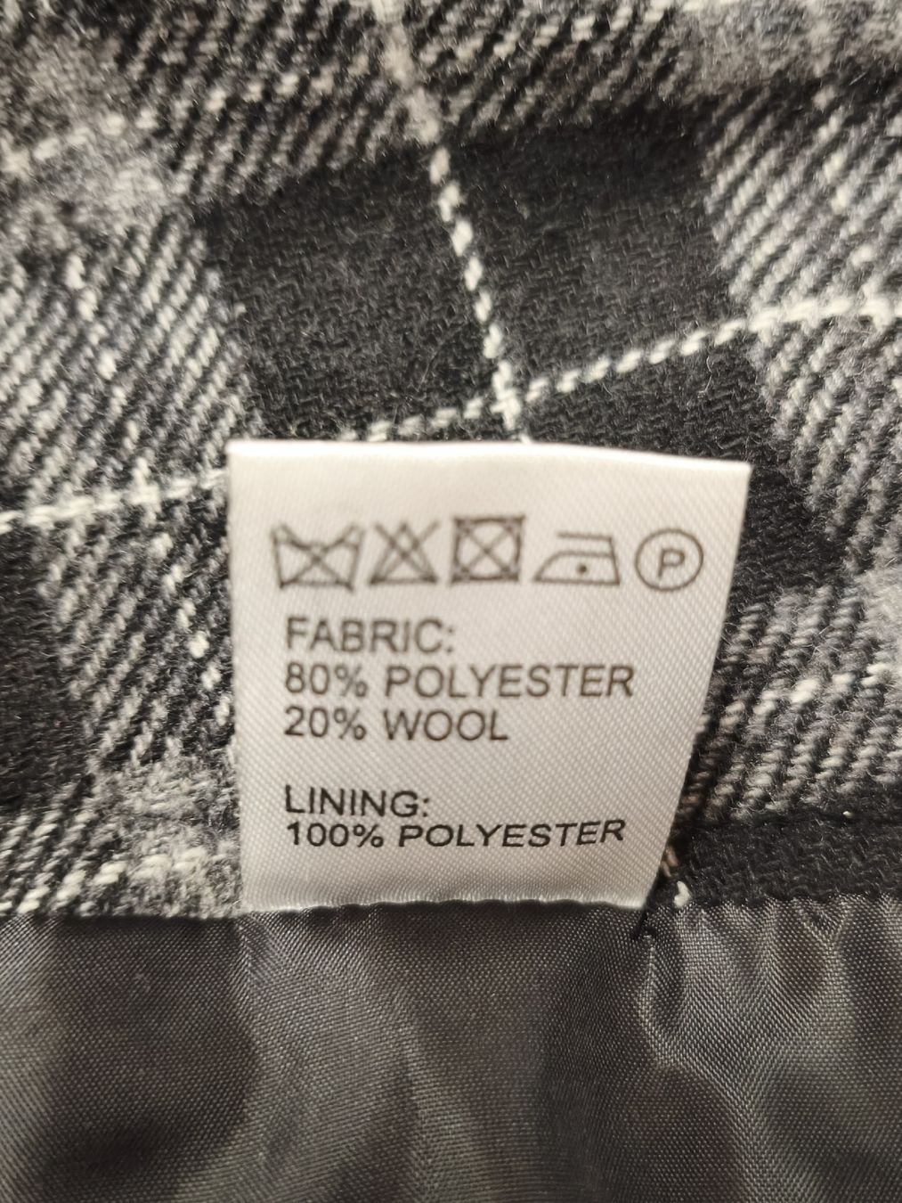 Zebra Gonne: Rock mit Karomuster, Grösse L, warm & gemuetlich! – Nuovo (secondo la descrizione) da Emmetten venduto da SecondhandSiska 4