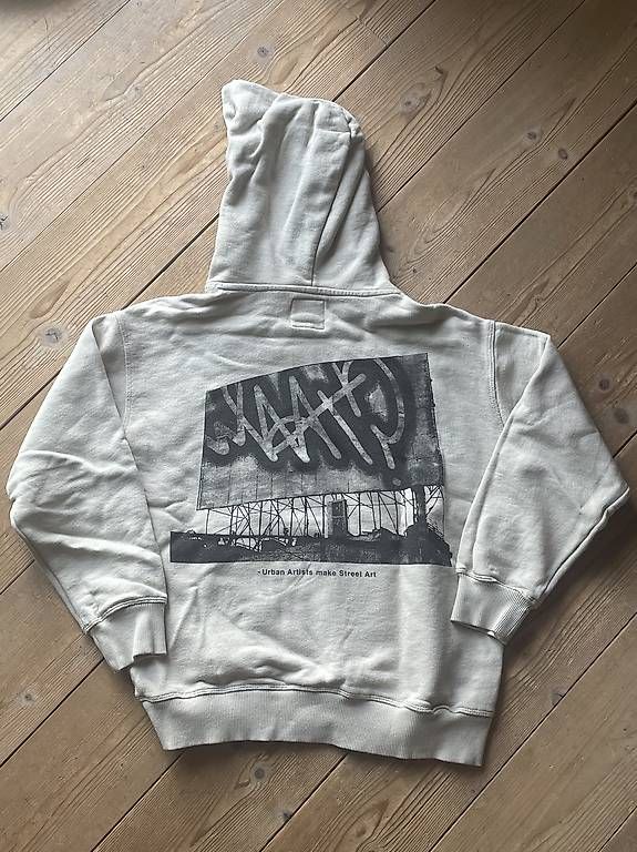 Zara Pullover & Sweatshirts: kapuzen pullover von zara grösse 152 – Gebraucht aus oberdiessbach von phslif 1