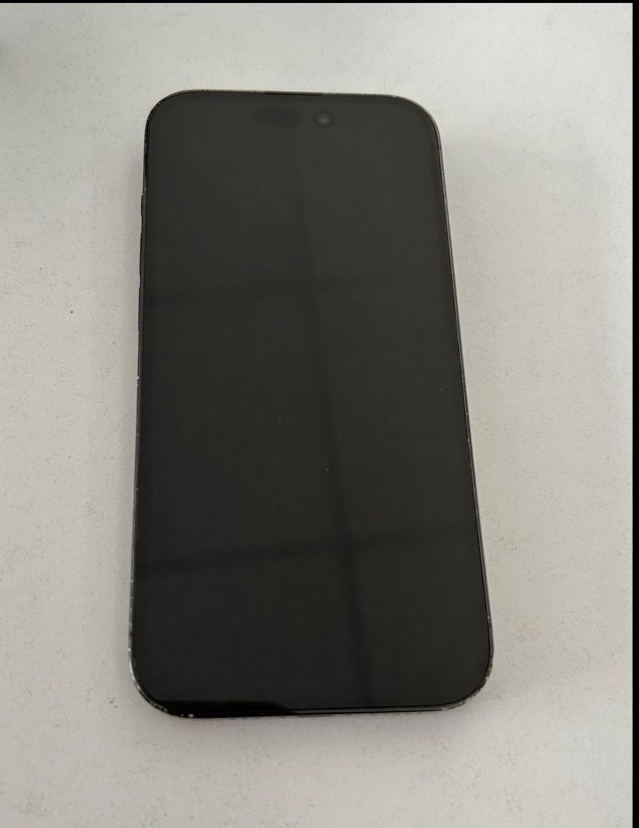 Apple Telefoni cellulari / Smartphones: Apple iPhone 14 Pro 256GB mit Hülle gebraucht – Usato da Zürich venduto da boba16 3