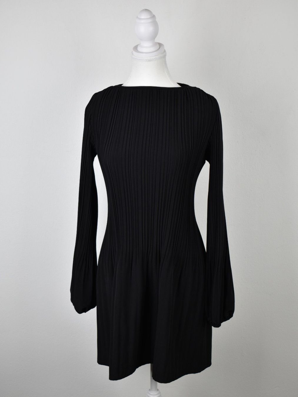 Maje Vestiti: Maje Plissee Kleid Gr.1 (34) – Usato da Nürensdorf venduto da 2ND_STORY 1