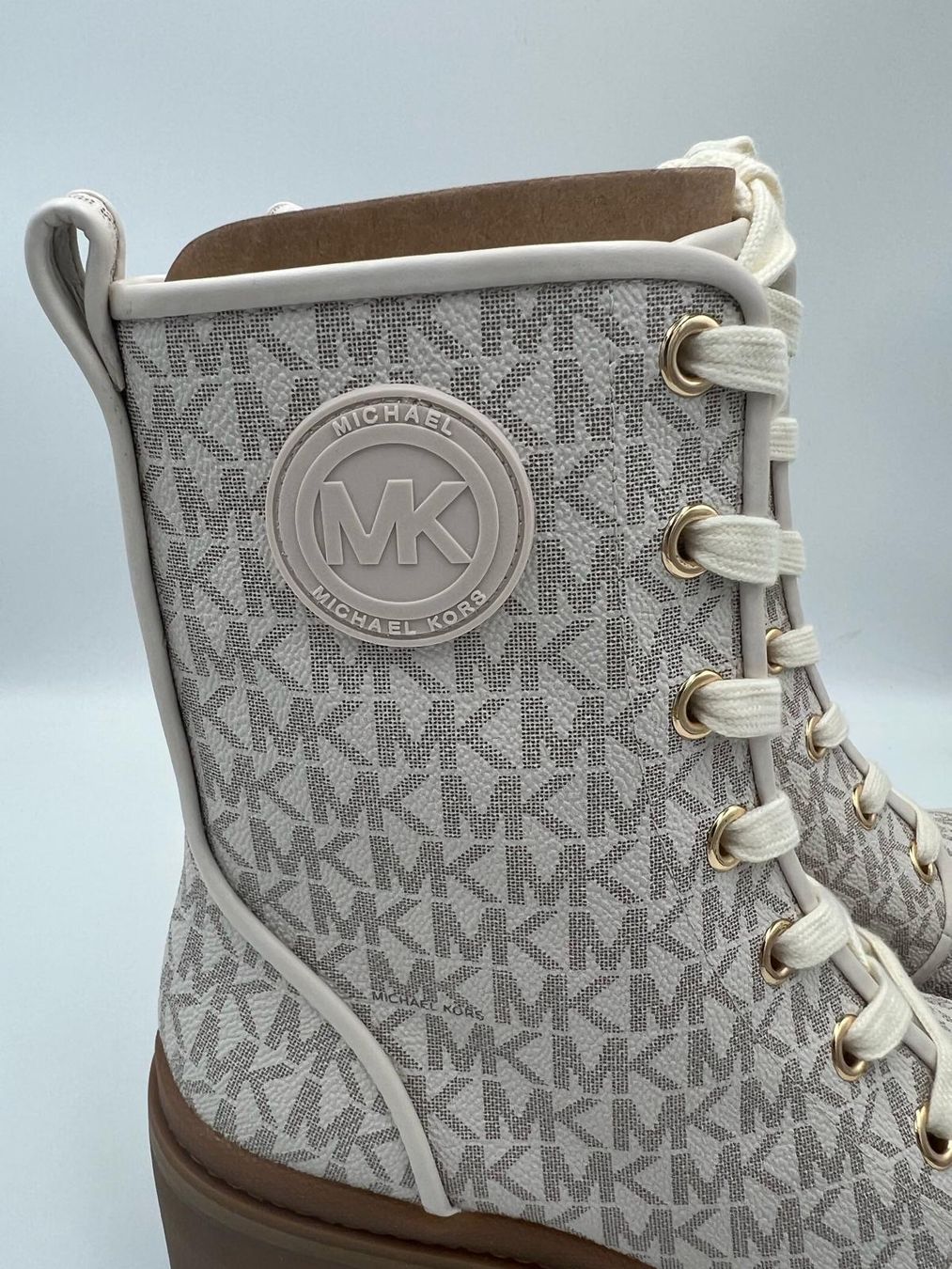 Michael Kors Scarpe da donna: Michael Kors Stiefelette vanilla Grösse 39 – Nuovo e nell'imballaggio originale da Wiedlisbach venduto da Sistershop 4