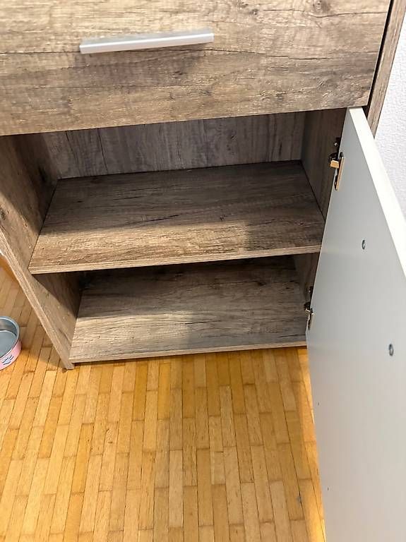 Commodes: Sehr gut erhaltenes Sideboard  – D'occasion à Rickenbach Lu par J-h 3