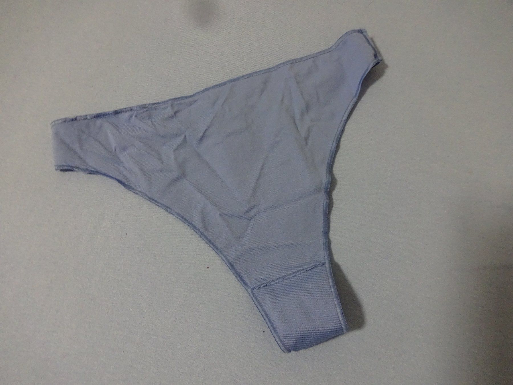 Sonstige Unterwäsche: Hübscher String/Nina von C. – Neu (gemäss Beschreibung) aus Rothrist von Mistery1
