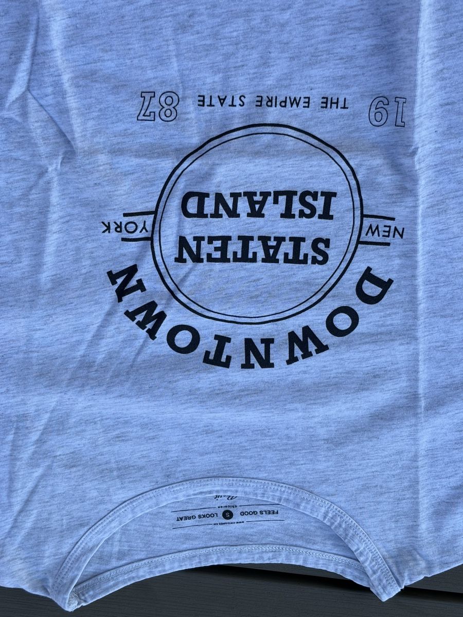 T-shirts: Tshirt grau S – D'occasion à Kesswil par Branca-01 4