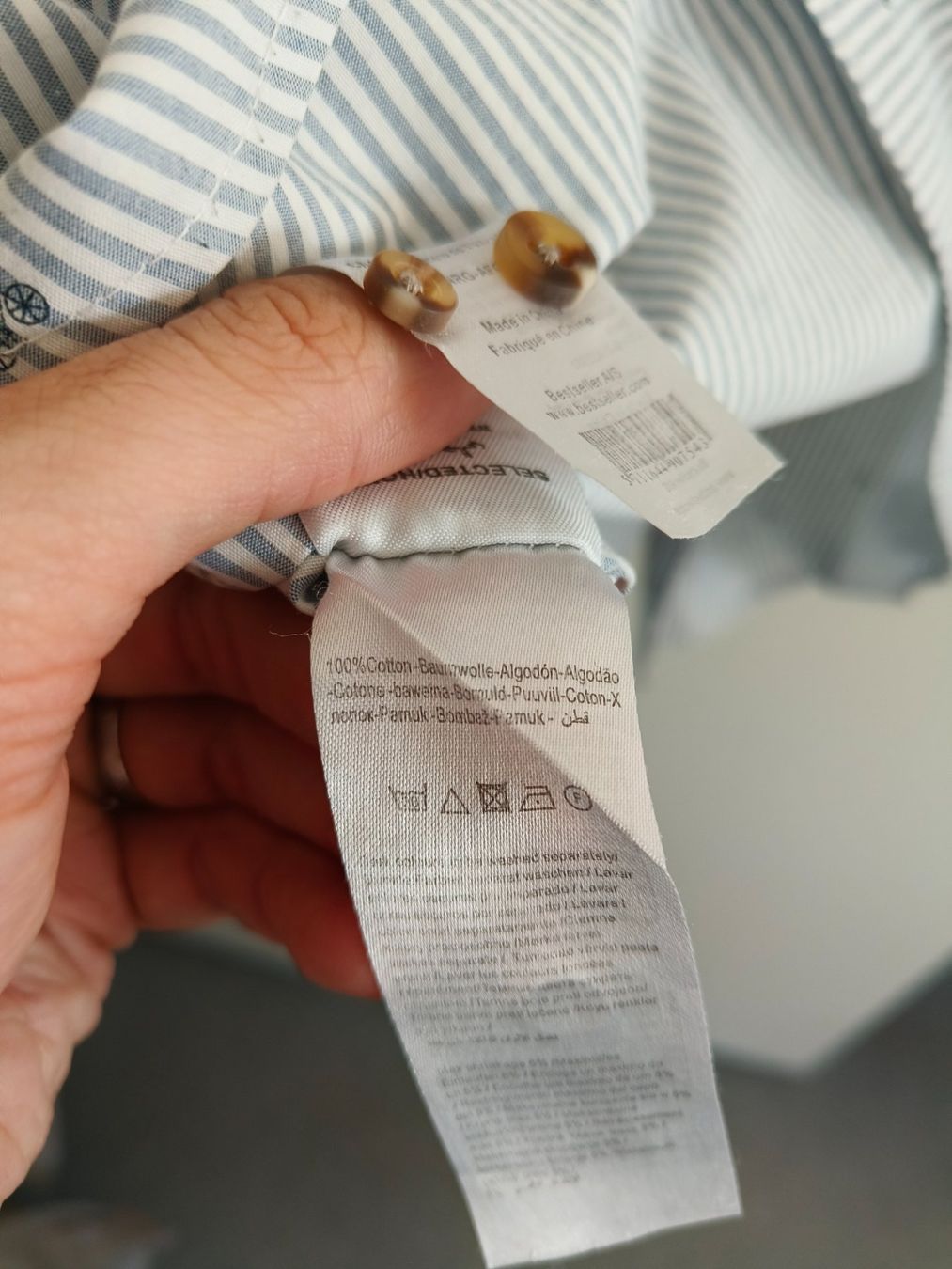 Selected Camicie: Selected Baumwollhemd mit Velos, Grösse S aber eher Grösse M – Usato da Zürich venduto da anderey 5