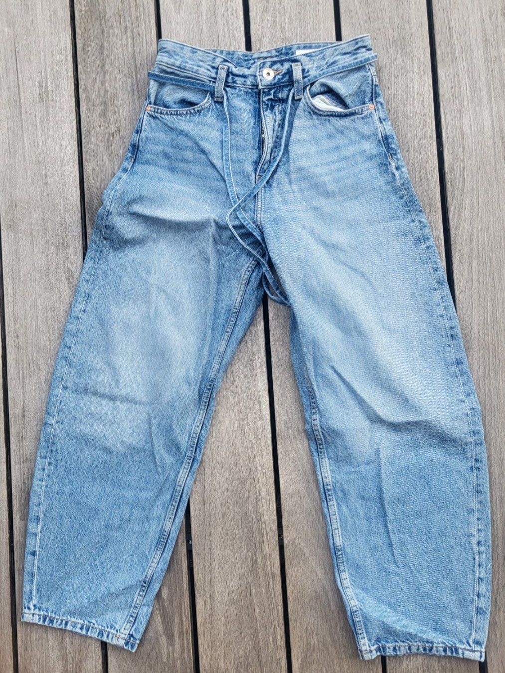 Bershka Jeans: Jeans Bershka 34 – Usato da Zürich venduto da Sibetti