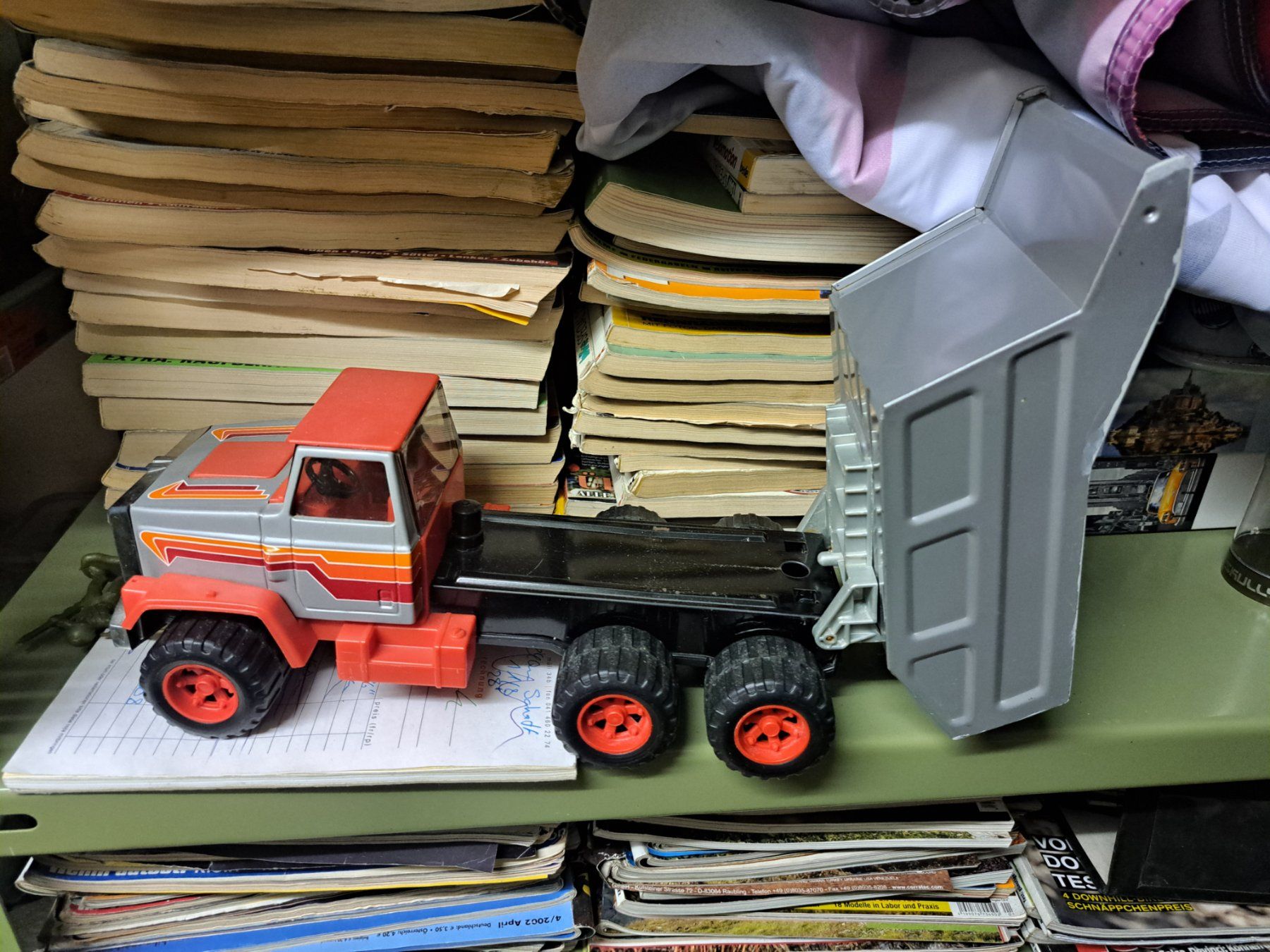 Spielzeuge: Blech Truck Kipper – Gebraucht aus Emmenbrücke von bikesandmore75 2
