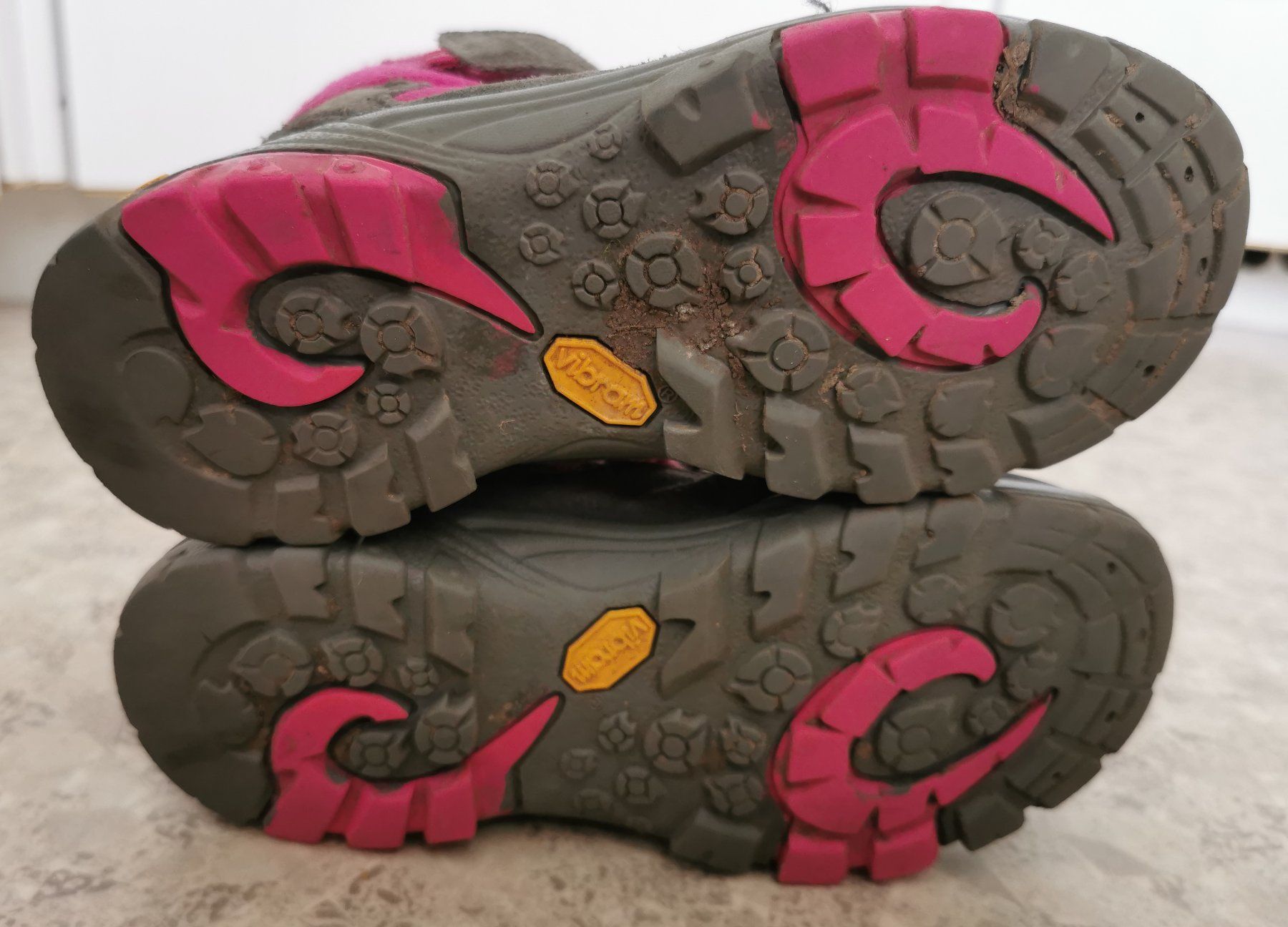 Elefanten Schuhe für Mädchen: Elefanten Stiefel Gr. 31 / Breite Mittel – Gebraucht aus Seuzach von Tureda 6