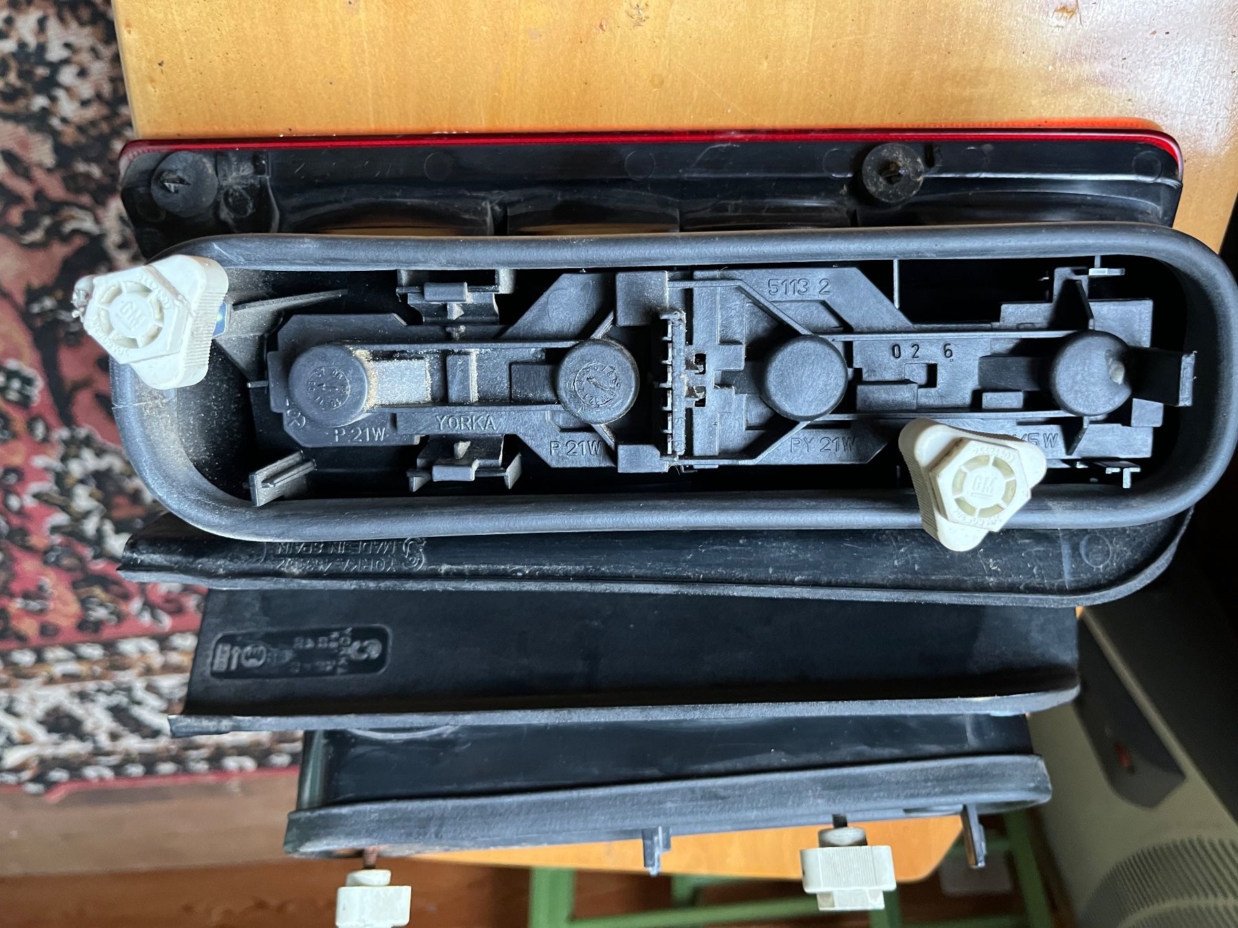 Opel Tutti pezzi di ricambio auto: Feu  Arrière combo C16NG – Usato da Boussens venduto da all0 3