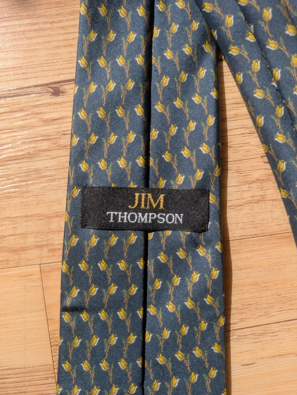 Cravatte: Krawatte Jim Thompson  Blumenmuster Seide – Usato da Pfyn venduto da Magra02 1