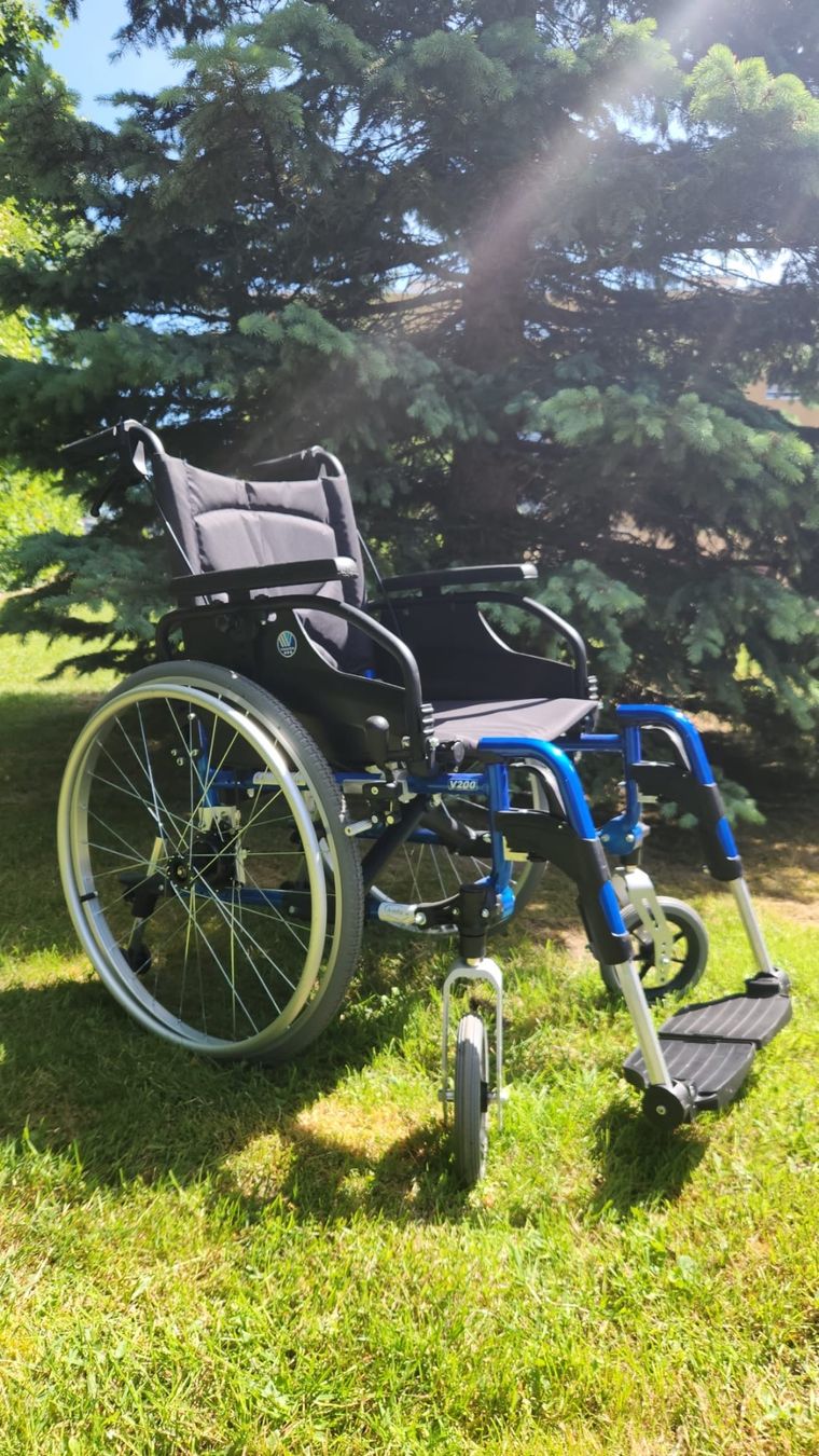Sedie a rotelle: Chaise roulante – Usato da Yverdon-les-Bains venduto da roudoudou48 2