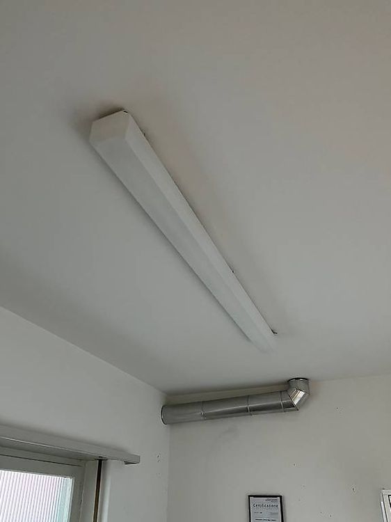2 LAMPADE TECHNICHE 150 x12 cm + 120 x 12 cm 1