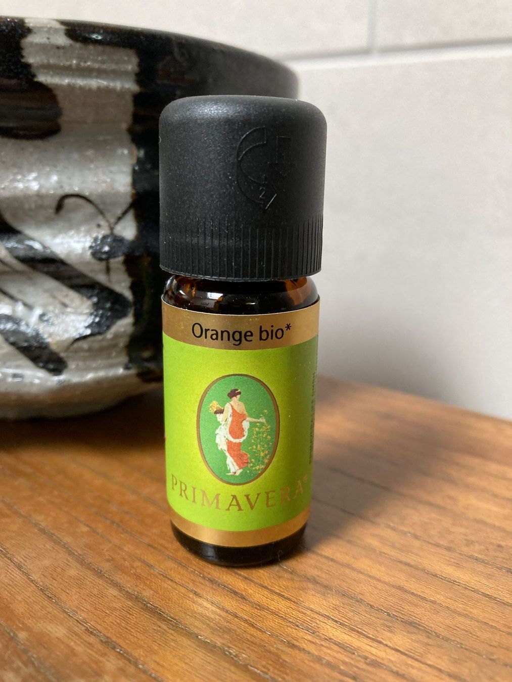Oli essenziali: PRIMAVERA Aromaöl Duftöl ätherisches Öl , "Orange Bio" – Usato da Zürich venduto da dolcicaramelle2 1