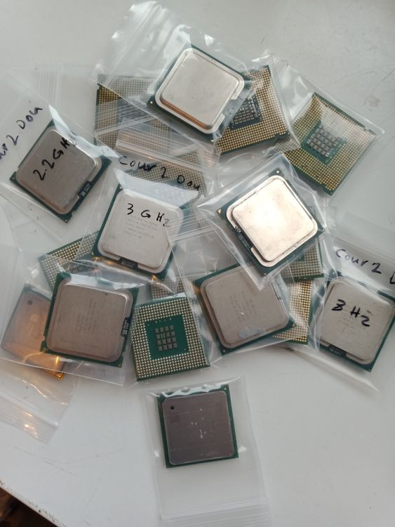 lot CPU Intel not tested (Defekt) in Châtelaine für CHF 10 – mit ...