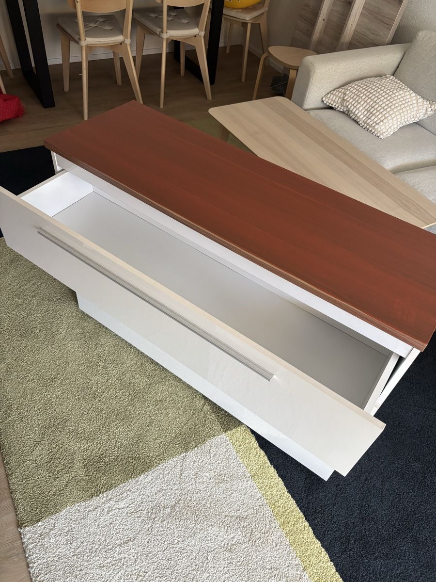 Commodes: Moderne Kommode mit 3 Schubladen – D'occasion à Trimbach par fro_2ztm 1