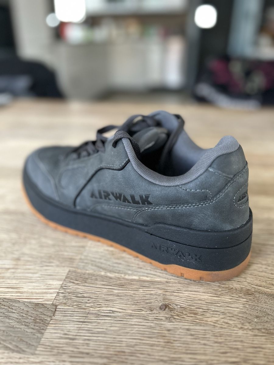 Scarpe da uomo: Airwalk Sneaker Herren grau EUR 43 – Nuovo (secondo la descrizione) da Thun venduto da FAWA79 2