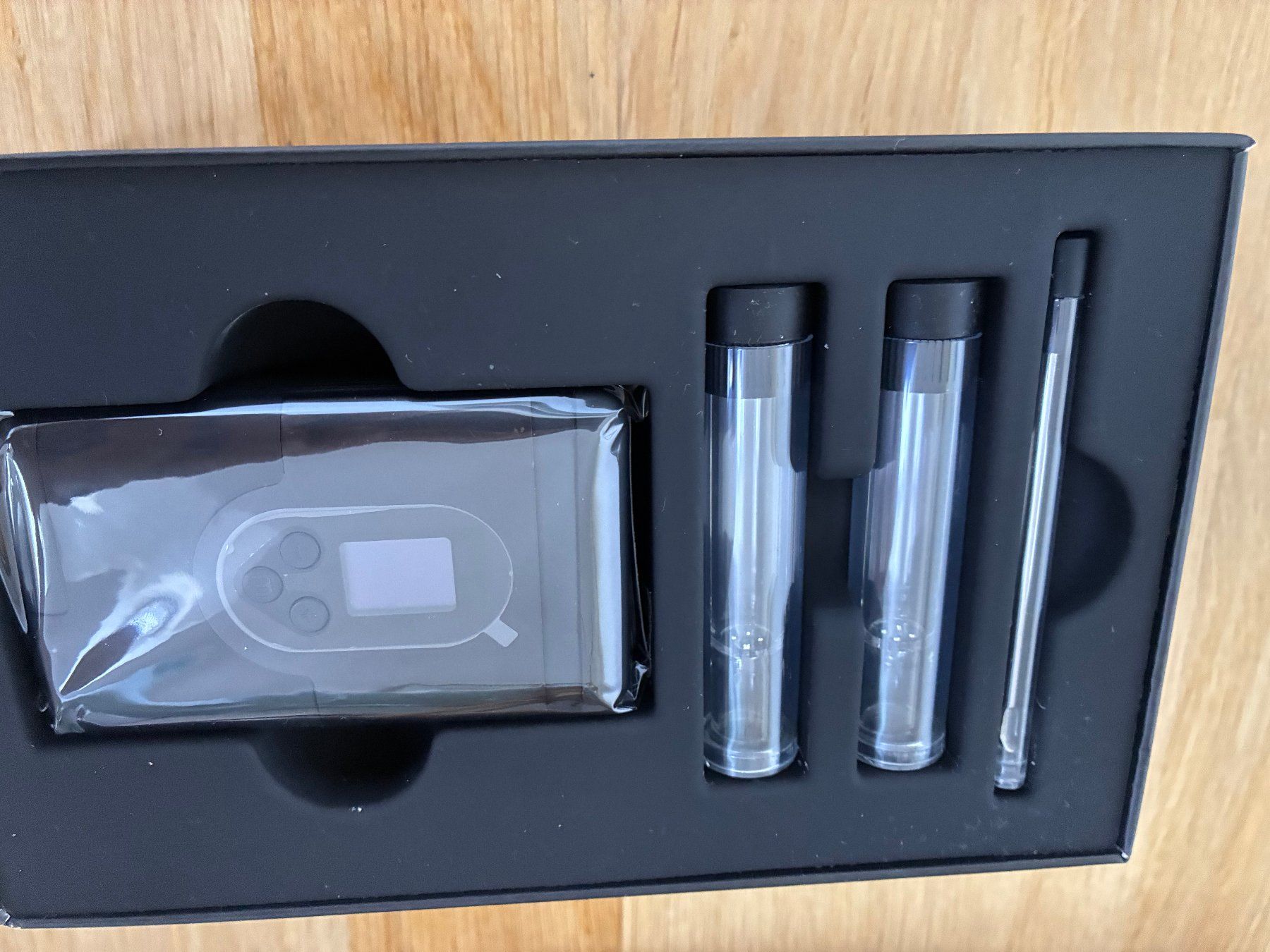 Arizer Sonstige Tabakwaren: Arizer ArGo neu / neuf – Neu und originalverpackt aus Basel von alb_2r6q 1