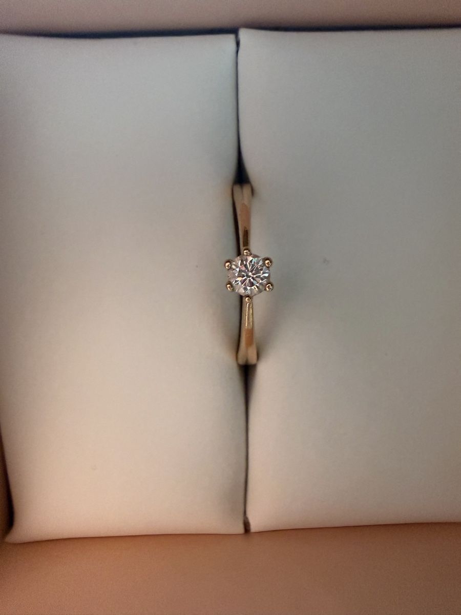 Ringe: Ring 750/18 K Rotgold mit Diamant – Gebraucht aus Wolfwil von chipsyyy 3