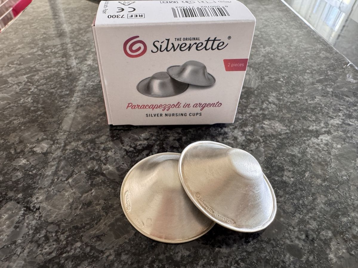 Accessori per l’allattamento: Silverette Stillhütchen aus Silber, NEU, Grösse M – Nuovo e nell'imballaggio originale da Kirchlindach venduto da Cat2784