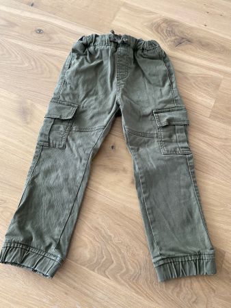 2er Set Cargohose/Stoffhose Grösse 110