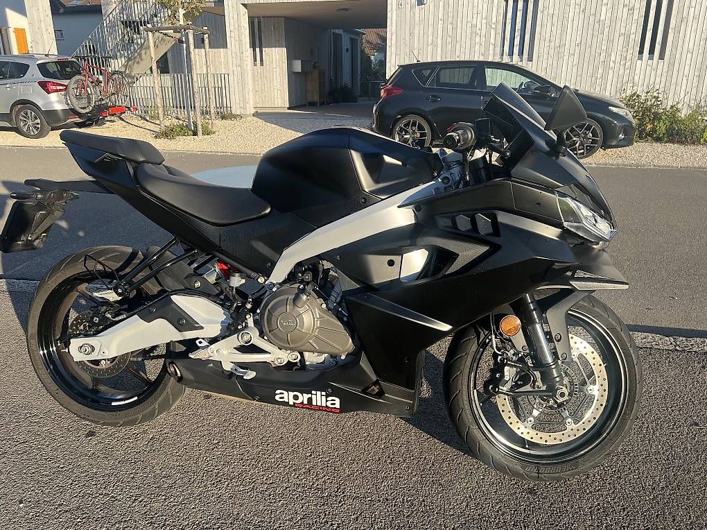 Aprilia Strada: Aprilia RS 457 2025 – Usato da Aarau venduto da sen_lnj5