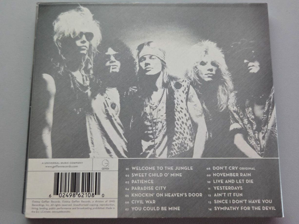 CD: CD Guns N' Roses  -Greatest Hits – Usato da Schaffhausen venduto da Kellerrassel 2