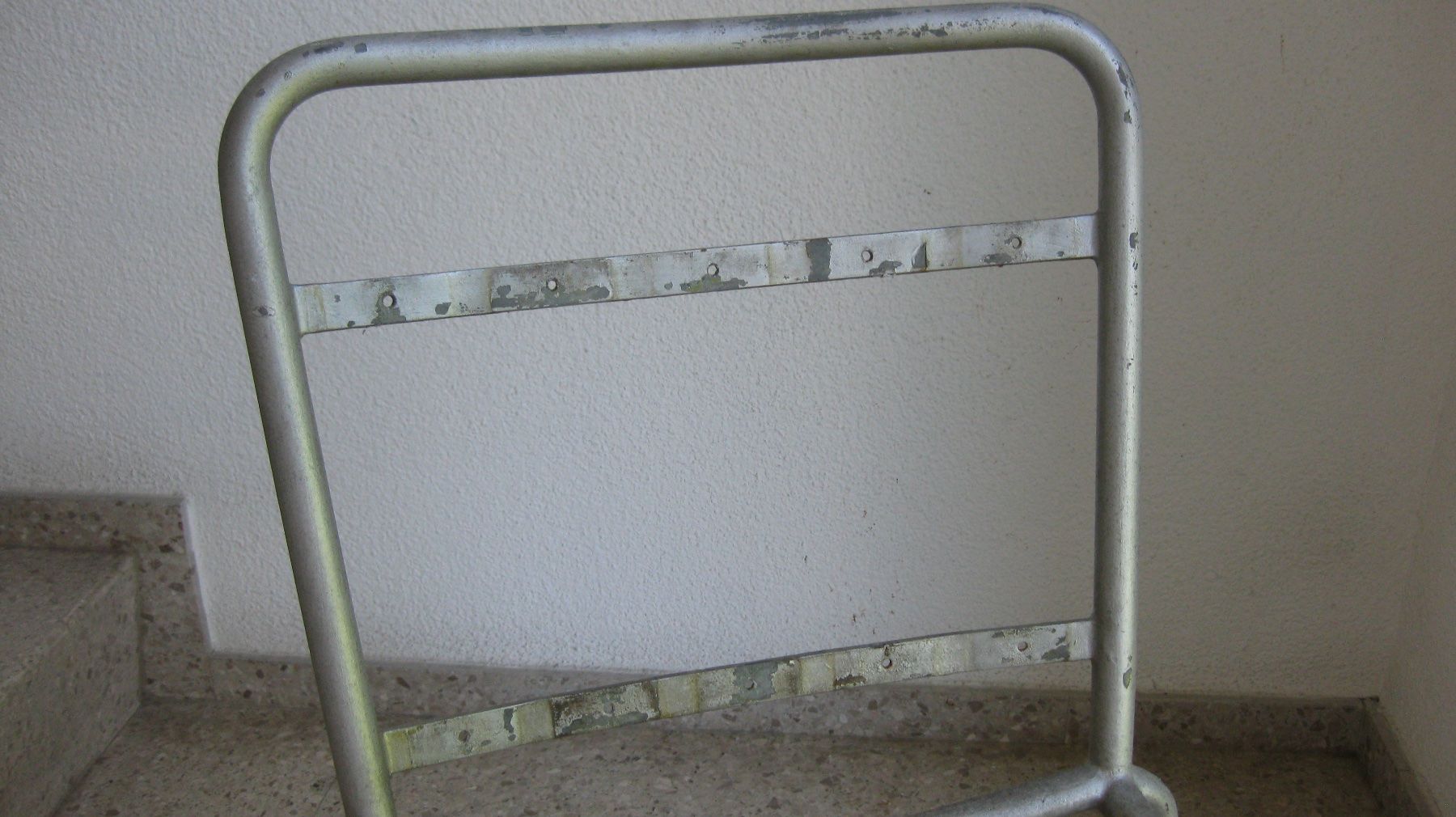 Bigla Sedie: Stuhlgestell Bigla – Usato da Nussbaumen AG venduto da Daddy5 3