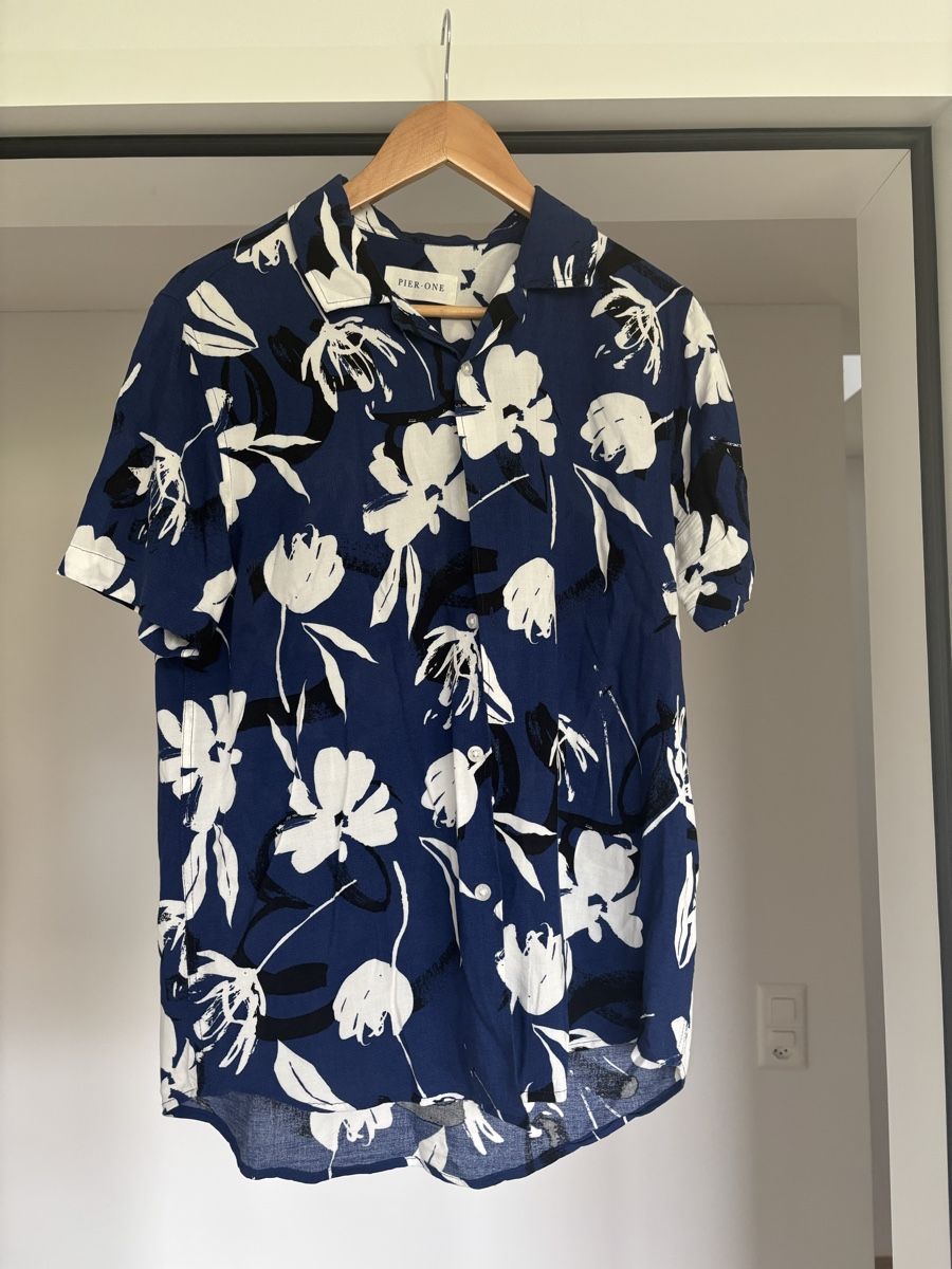 Camicie: Pier One Hemd, Grösse M, blau mit Blumenmuster – Usato da Bern venduto da gwilla