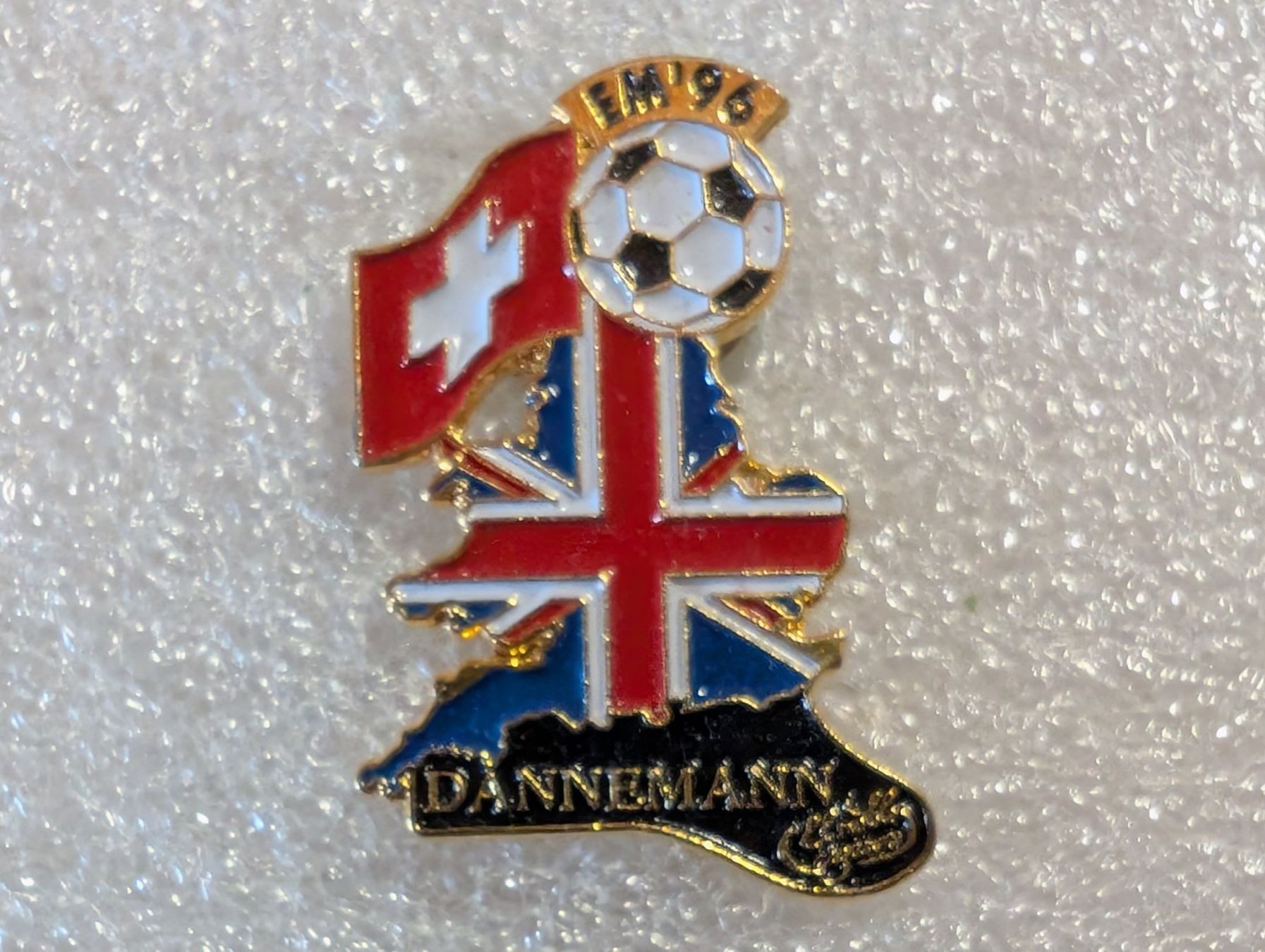 Plaketten & Abzeichen: Ansteckpin 280: Uefa EM 1996 – Gebraucht aus Oppligen von Pin-Fall-Shop