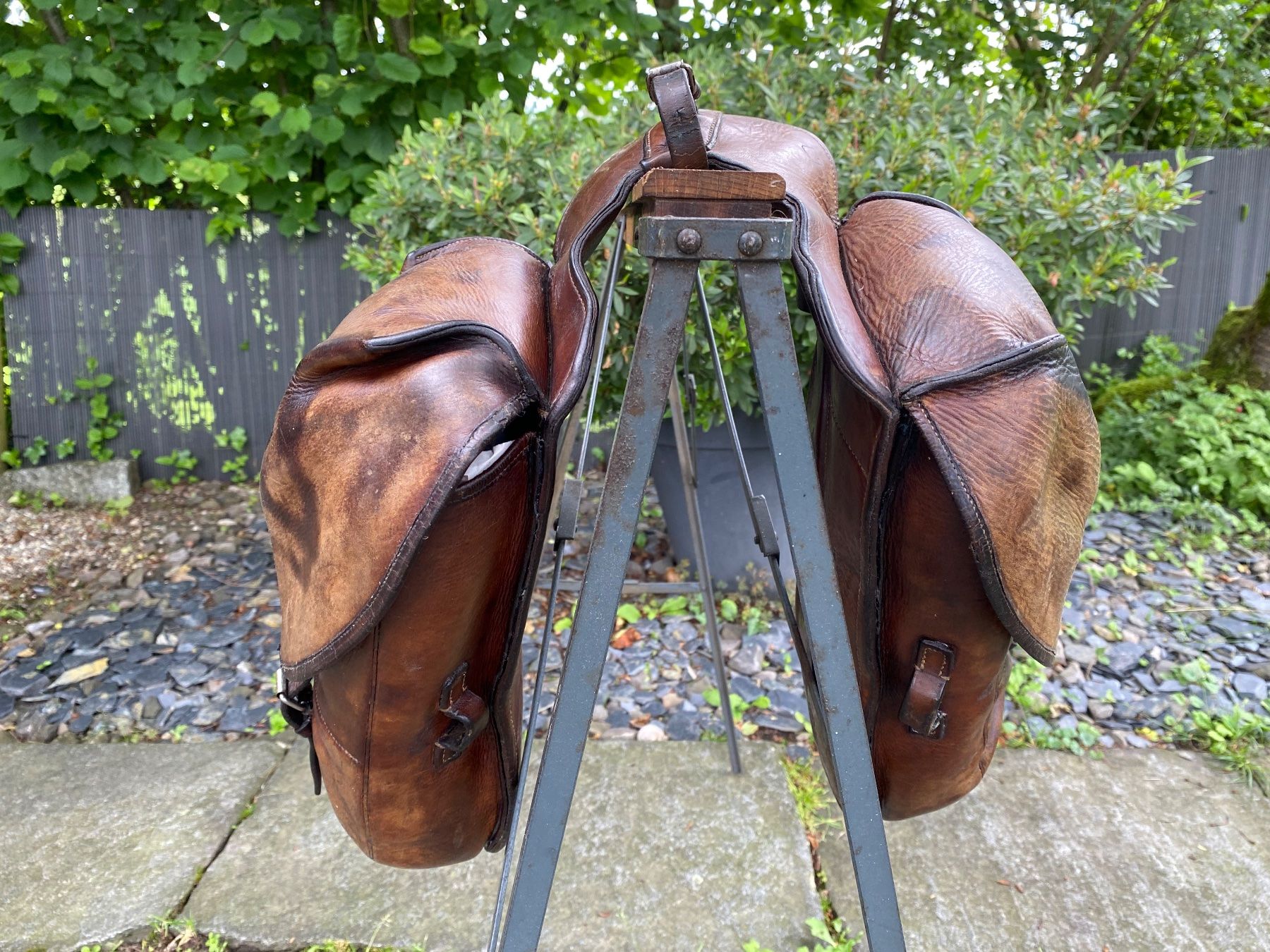 Ciclomotori: schöne Schweizer Militär Satteltaschen – Usato da Feldbach venduto da Fea1 2