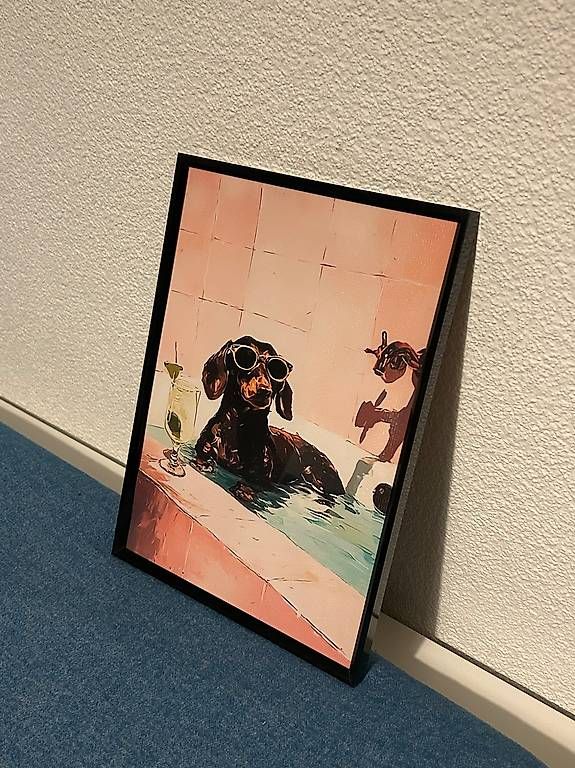Occhiali & Lenti: Dackel mit Sonnenbrille im Pool  Poster – Nuovo e nell'imballaggio originale da Adliswil venduto da nsm_r8qp
