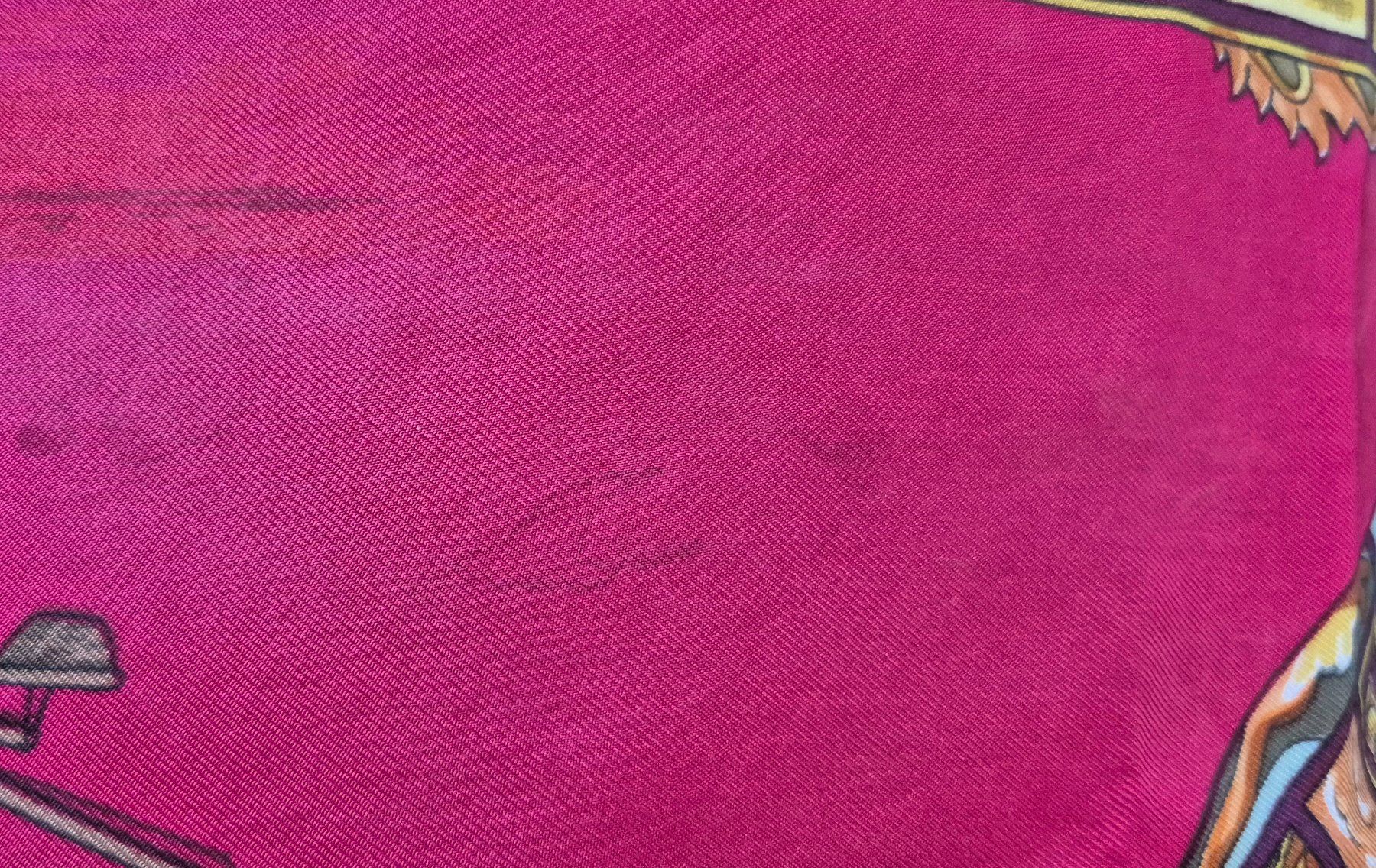 Hermès Foulard & Sciarpe: Foulard Hermès – Usato da st Gingolph venduto da Fast-fashion 7