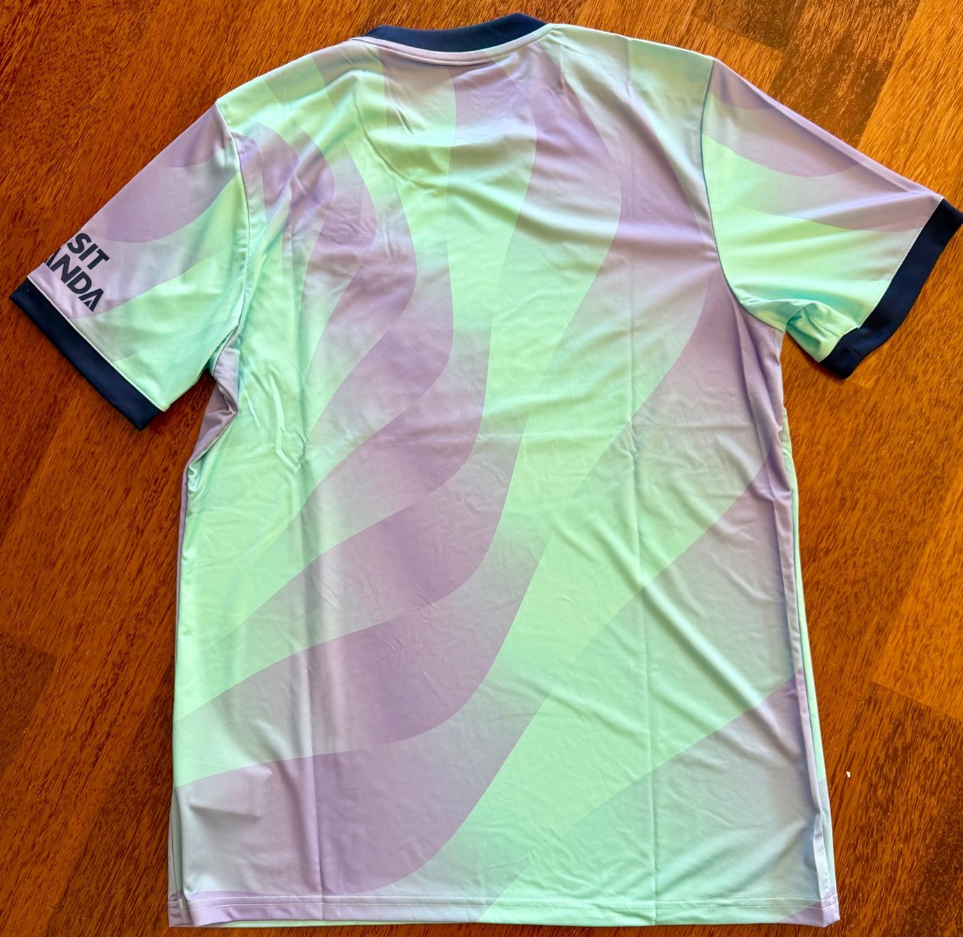 Adidas Leibchen & Hosen: Arsenal Third Shirt - 2024/25 – Neu (gemäss Beschreibung) aus Hermetschwil-Staffeln von Beat131 1
