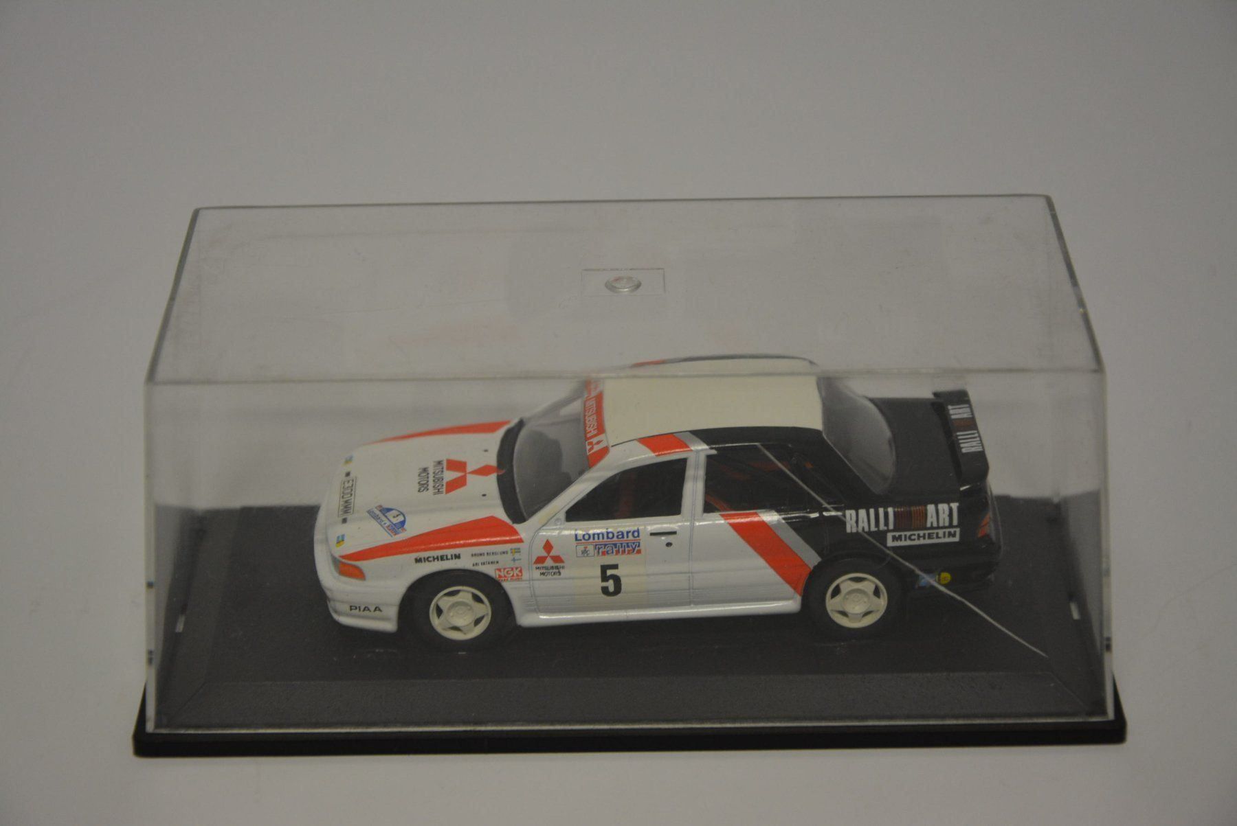 Mitsubishi Modellini d'auto: Mitsubishi Galant VR4  88 , Trofeu  1:43 – Nuovo (secondo la descrizione) da Goldach venduto da Feivel9 3