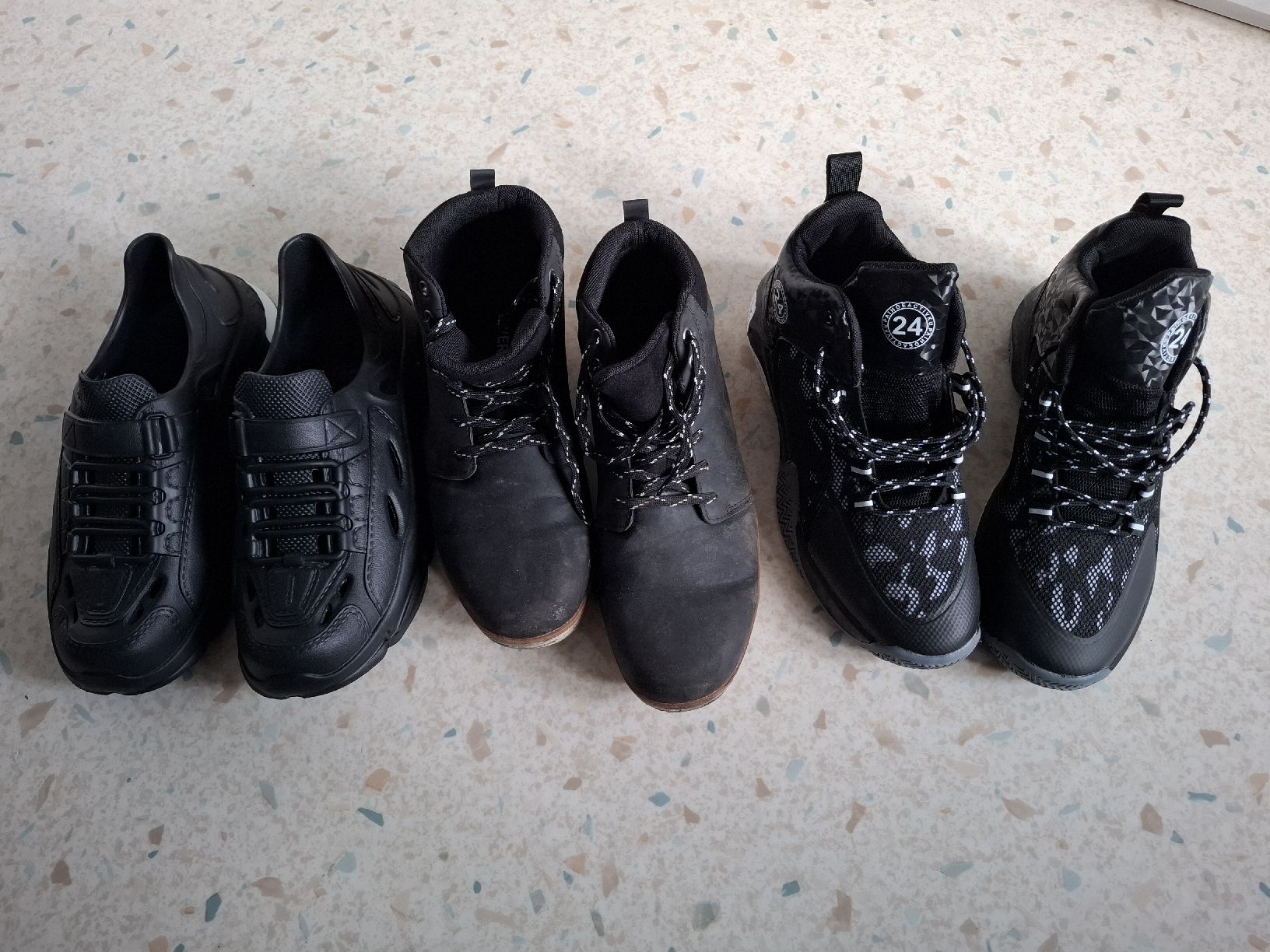 Herrenschuhe: Kleiderpaket Schuhe Herren Gr. 45 – Gebraucht aus Schaffhausen von DPJ88