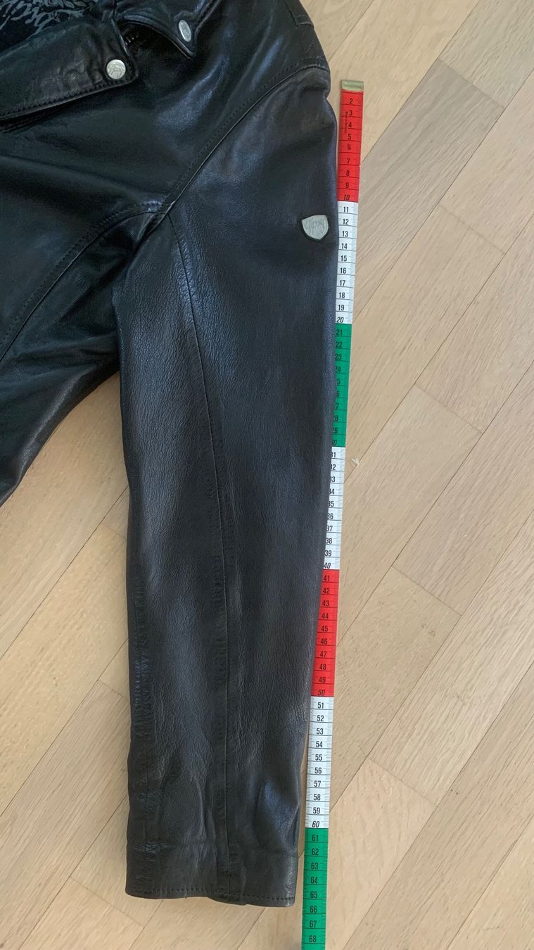 Giacche: Tolle Lederjacke, schwarz, Top Zustand – Usato da Aathal-Seegräben venduto da Sandmi11 5