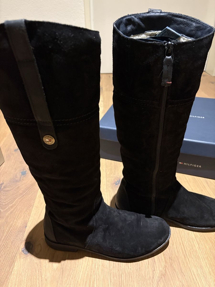 Tommy Hilfiger Scarpe da donna: Tommy Hilfiger Wildlederstiefel – Usato da Rieden SG venduto da bebbi08 3