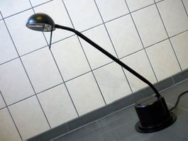 Schreibtisch-/Nachttischlampe (inkl. Versandkostenrabatt)
