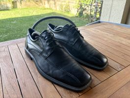 Schwarze Lederschuhe, Grösse 43, guter Zustand!