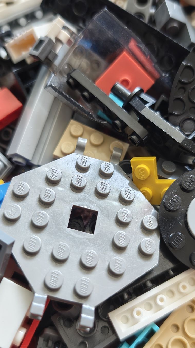 Lego Spielzeuge: Lego "Schrott" ca 2 Kilo – Gebraucht aus Effretikon von Superkarin7 5