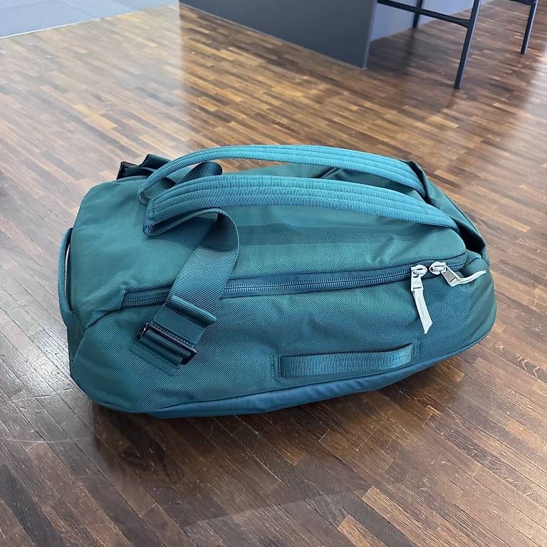North Face Rucksäcke: North Face Stratoliner Duffel 40L – Neu (gemäss Beschreibung) aus Hinwil von norisenya 1